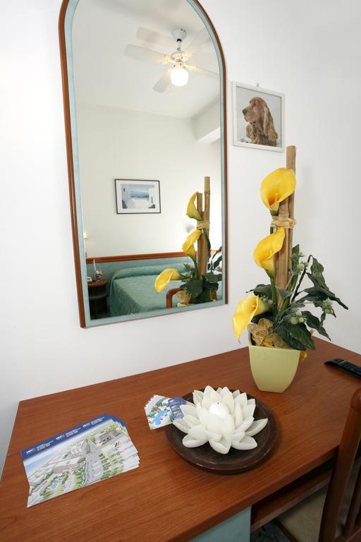 Hotel Vannini Rimini Zimmer foto